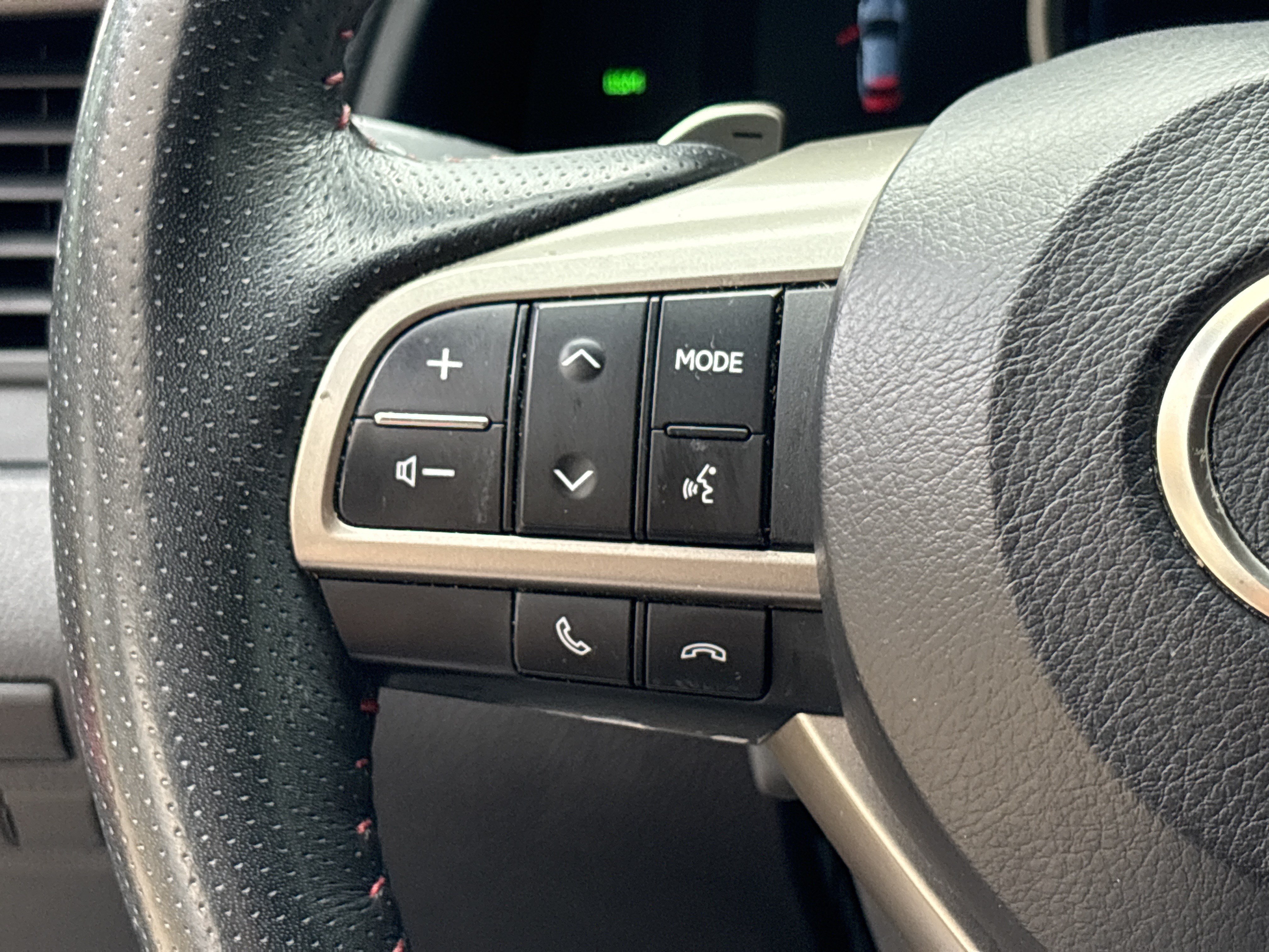 Used 2021 Lexus RX 350 F Sport w/ Accessory Package AWD/4WD image 19