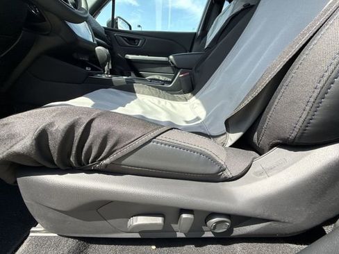 Used 2026 Subaru Forester Premium AWD/4WD image 12