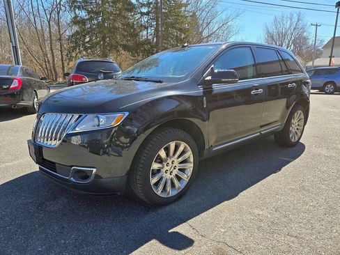 Used 2015 Lincoln MKX AWD w/ Equipment Group 102A image 38