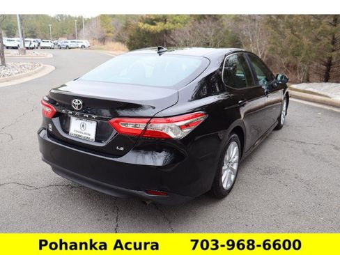 Used 2019 Toyota Camry LE image 7