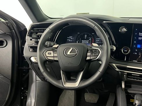 Used 2025 Lexus RX 350 FWD image 13