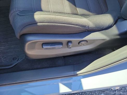 Used 2021 Honda CR-V EX image 12