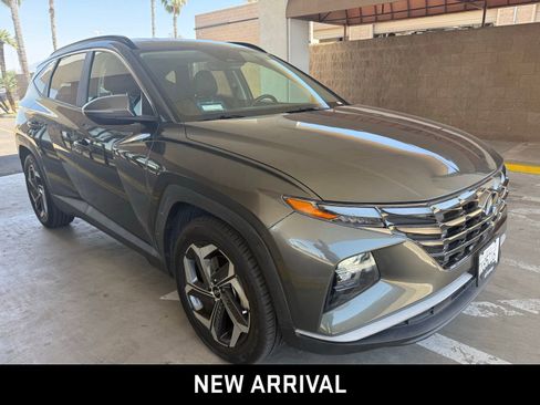Used 2022 Hyundai Tucson SEL w/ Convenience + Premium Package FWD image 4