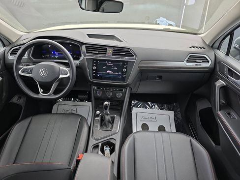 Used 2024 Volkswagen Tiguan Wolfsburg Edition image 18