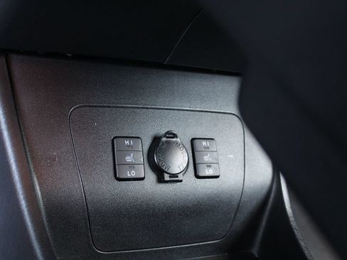 Used 2015 Toyota Prius Prime Plug-In Hybrid FWD image 27