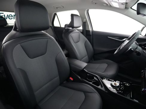 Used 2025 Kia Niro Wind w/ Wind Preserve Package FWD image 23