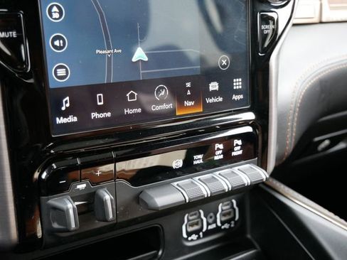 Used 2022 RAM 2500 Limited image 22