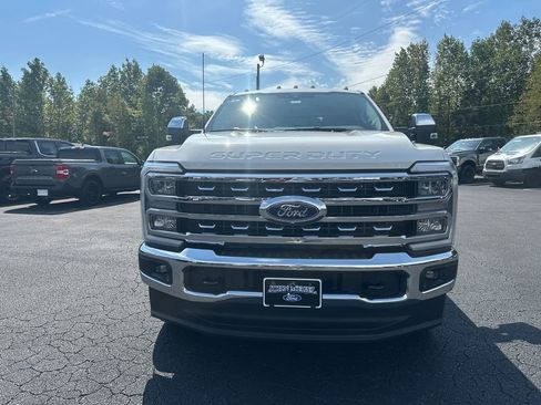 New 2026 Ford F250 Lariat w/ Chrome Package image 2