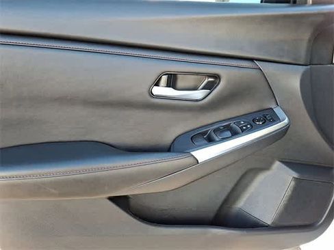 Used 2024 Nissan Sentra SR image 25