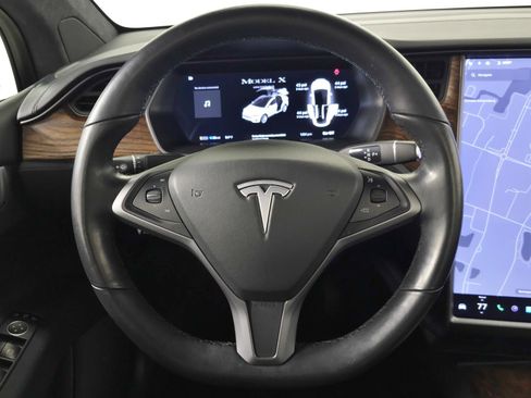 Used 2020 Tesla Model X Long Range image 17