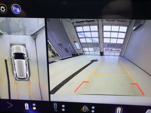 New 2026 Chevrolet Equinox ACTIV w/ Safety and Technology Package image 22