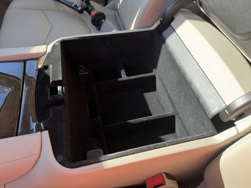 Used 2020 Cadillac Escalade Premium Luxury image 69