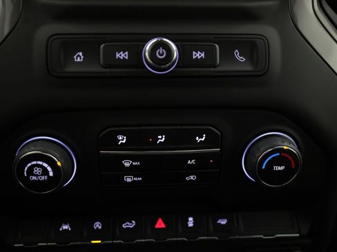 Used 2025 Chevrolet Silverado 1500 Custom RWD image 21