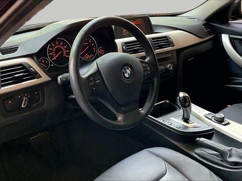 Used 2015 BMW 320i Sedan RWD image 17