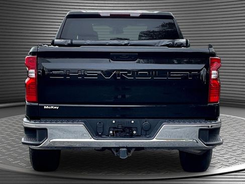 Used 2023 Chevrolet Silverado 1500 LT AWD/4WD image 5