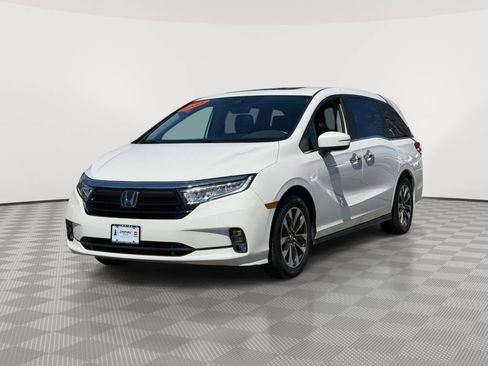 Used 2024 Honda Odyssey EX-L image 2