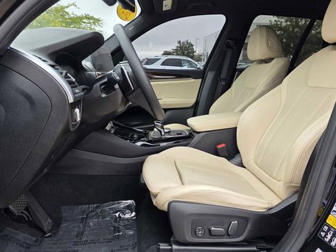 Used 2024 BMW X3 xDrive30i w/ Premium Package image 13