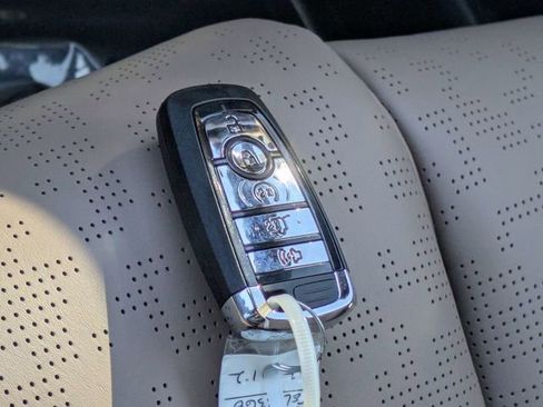 New 2026 Lincoln Navigator Black Label image 29