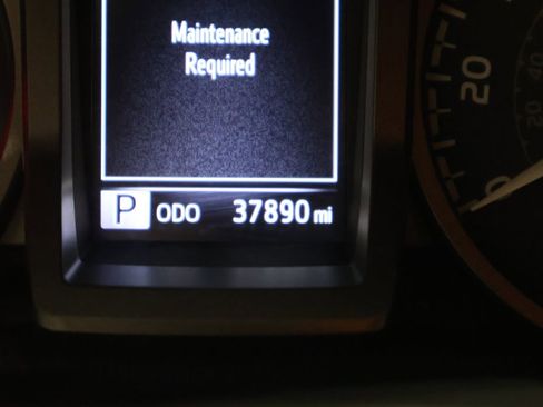 Certified 2023 Toyota Tacoma TRD Sport w/ Technology Package image 36