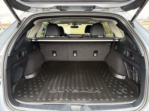 Used 2024 Subaru Outback Onyx Edition image 28