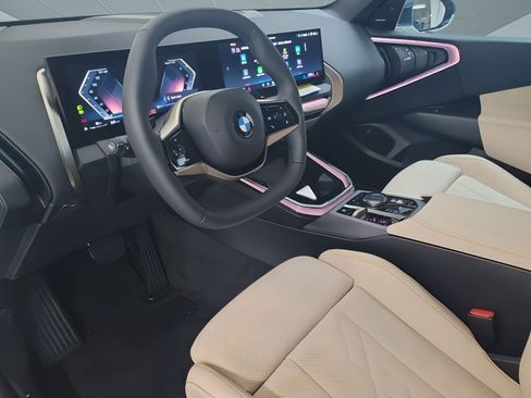 Used 2025 BMW X3 xDrive30i w/ Convenience Package image 4