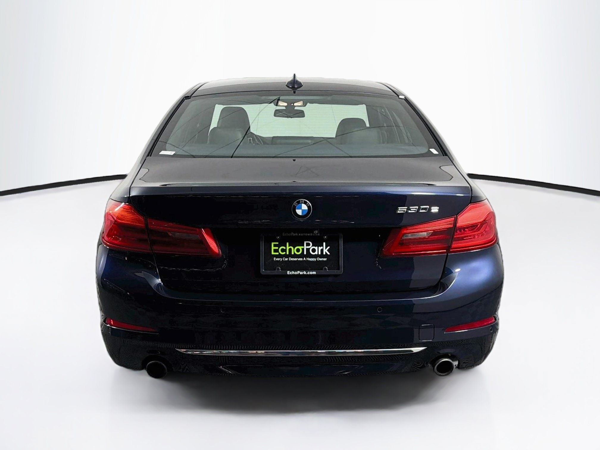 Used 2019 BMW 530e xDrive w/ Luxury Package AWD/4WD image 7