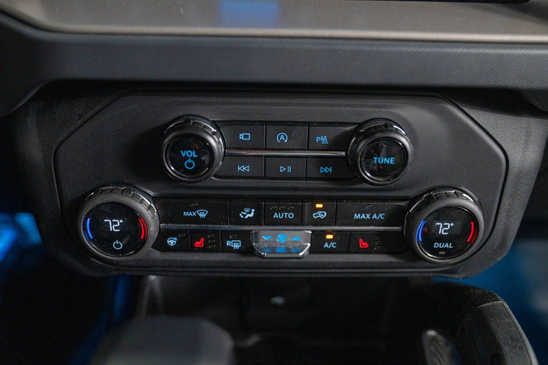 Used 2024 Ford Bronco Raptor w/ Interior Carbon Fiber Pack 6 AWD/4WD image 37