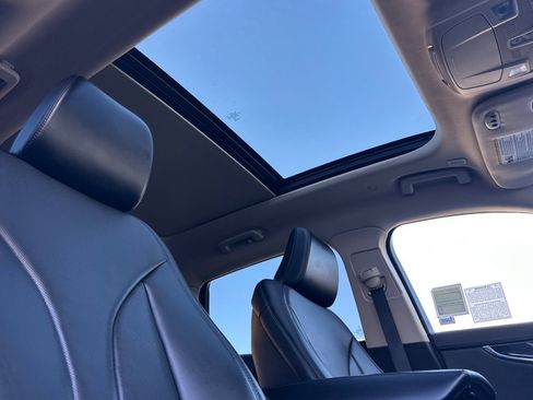 Used 2023 Lincoln Nautilus Reserve w/ Luxury Package image 16