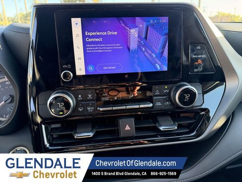 Used 2023 Toyota Highlander L image 13