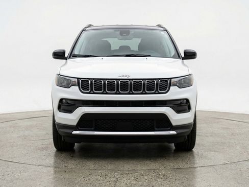 Used 2025 Jeep Compass Limited image 1