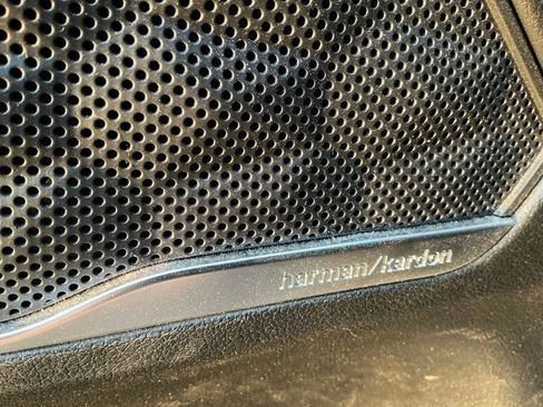 Used 2022 Hyundai Santa Fe SEL w/ Convenience + Premium Package image 16