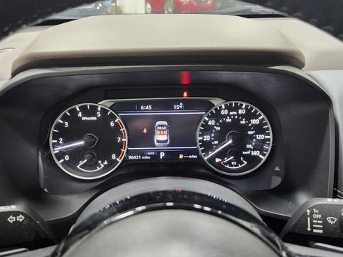 Used 2023 Nissan Rogue SL w/ SL Premium Package image 31