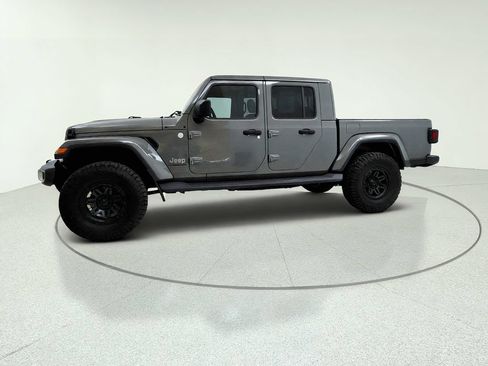 Used 2021 Jeep Gladiator Overland w/ Uconnect 4C Nav & Sound Group AWD/4WD image 3