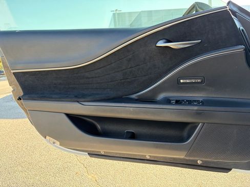 Used 2018 Lexus LC 500 Coupe w/ Touring Package image 18