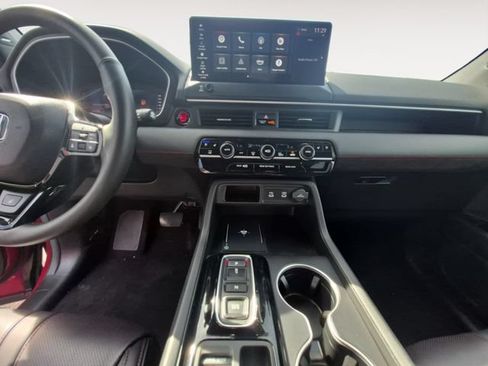Used 2026 Honda Pilot Black Edition image 11