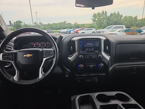 Certified 2020 Chevrolet Silverado 1500 LT w/ All-Star Edition AWD/4WD image 11