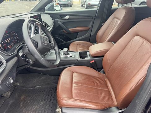 Used 2020 Audi Q5 2.0T Premium Plus w/ Premium Plus Package image 6
