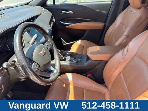 Used 2021 Cadillac XT4 Sport FWD image 9