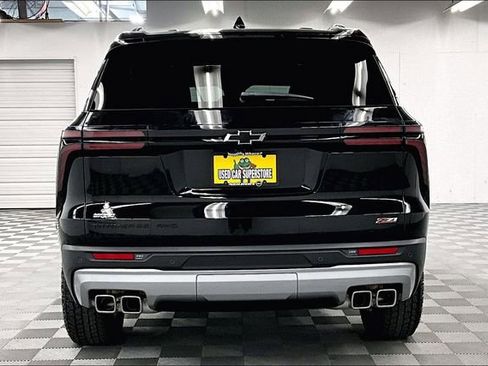 Used 2025 Chevrolet Traverse Z71 AWD/4WD image 5