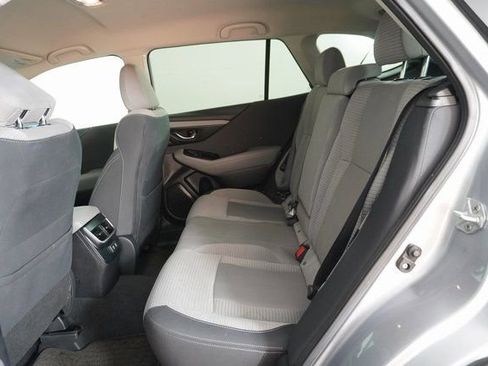 Used 2022 Subaru Outback Premium image 32