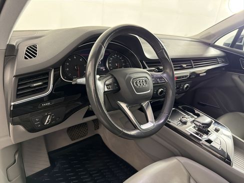 Used 2018 Audi Q7 3.0T Premium Plus w/ Premium Plus Package AWD/4WD image 4