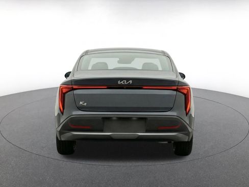 Used 2025 Kia K4 FWD image 8