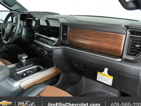 New 2026 Chevrolet Silverado 1500 High Country AWD/4WD image 25