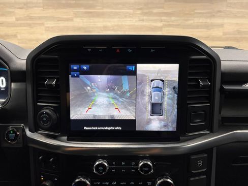 Used 2023 Ford F150 Lariat w/ Trailer Tow Package image 14