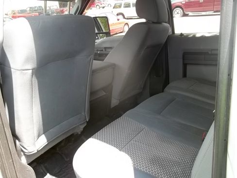 Used 2012 Ford F250 XL w/ PWR Equipment Group AWD/4WD image 10