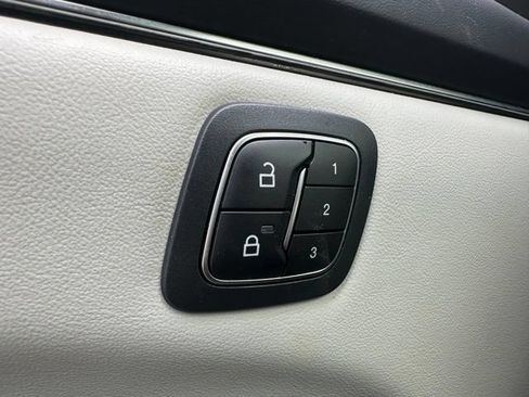 Used 2023 Ford Mustang Mach-E Premium RWD image 29