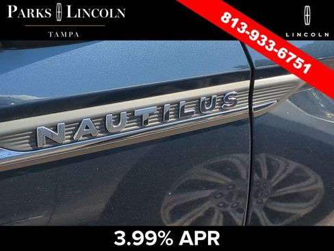 Used 2023 Lincoln Nautilus FWD w/ Premium Package image 12