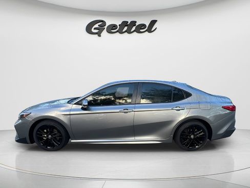 Used 2026 Toyota Camry SE FWD image 8