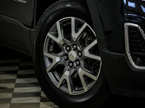 Used 2021 GMC Acadia SLT w/ Premium Package AWD/4WD image 3