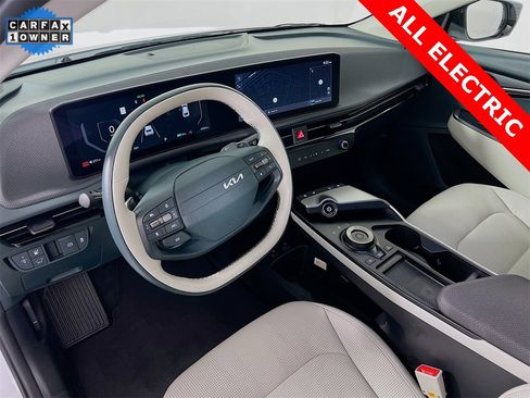 Certified 2025 Kia EV6 Wind image 10